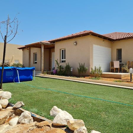 אילן ו אילנית בתי אירוח ביישוב אשלים Villa Exterior foto